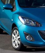 Mazda2 2010 года
